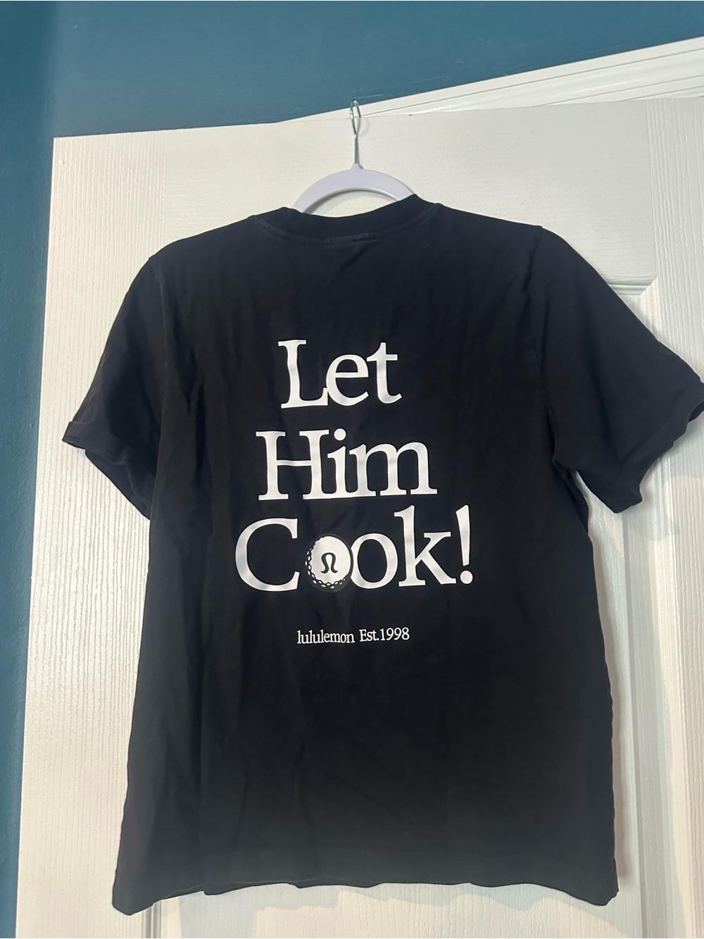 lululemon athletica Men's Black Graphic 'Let Him Cook!' Tee